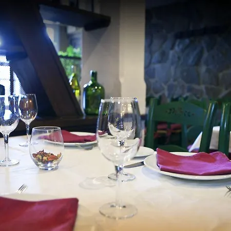 Telecabina Hotel 2*