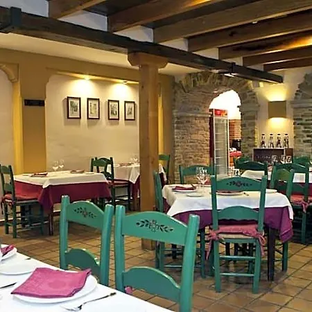 Telecabina Hotel 2*